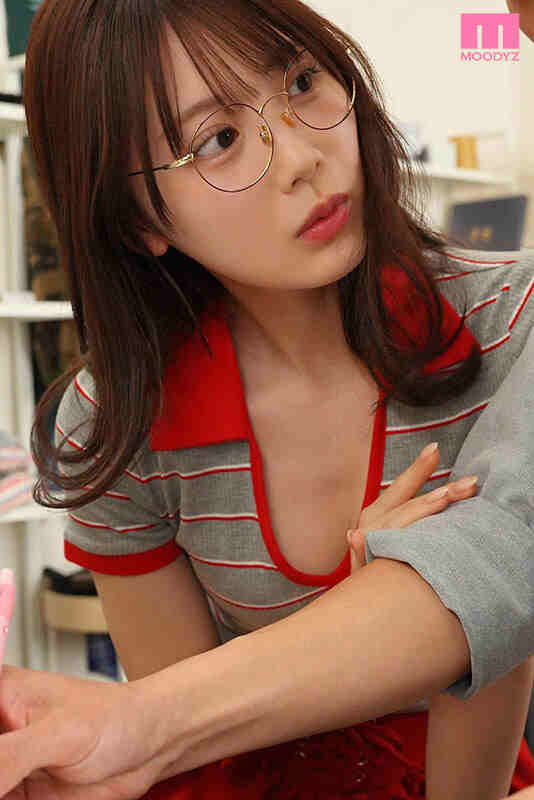 mida00649黑丝美腿